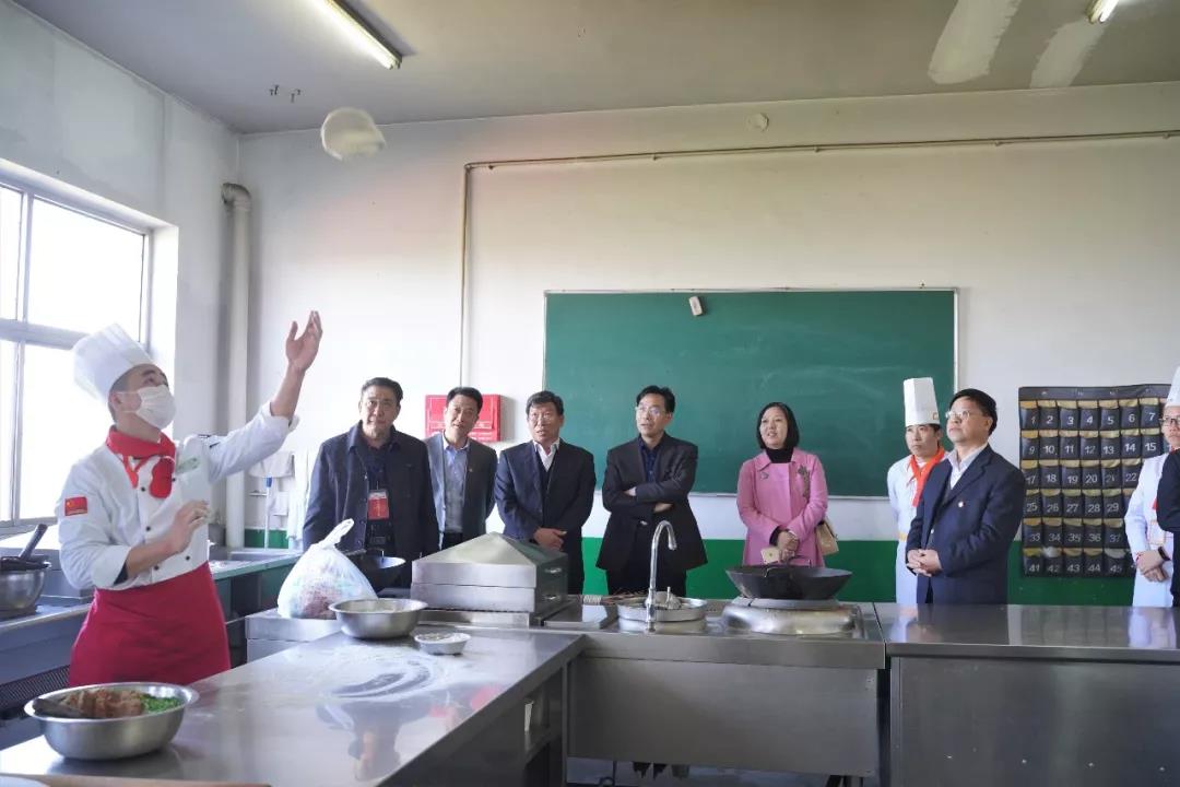 河北省高速管理局第三界厨师、保安技能大比武决赛在我校圆满落幕！
