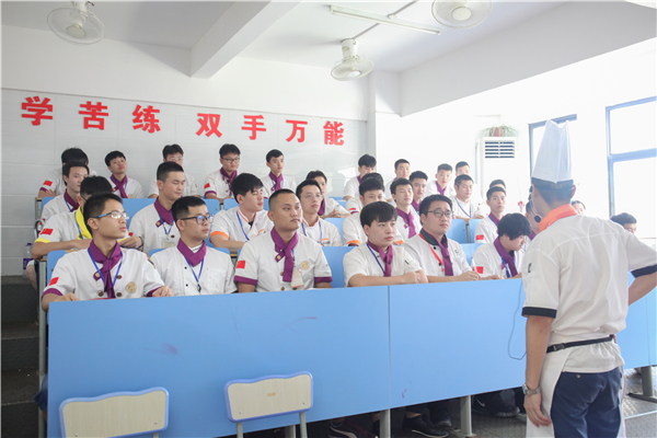 低能学厨师吗？