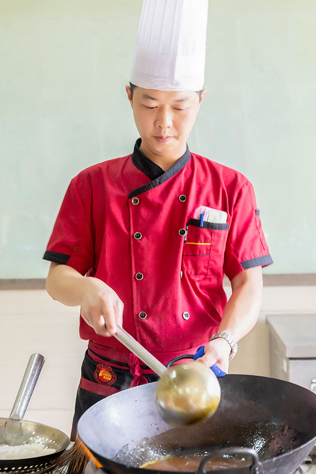 名师进名校｜川越往事慕斯荟店厨师长李建来校倾情授课！