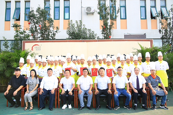 学厨师