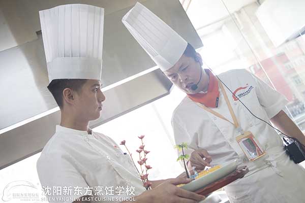 学厨师