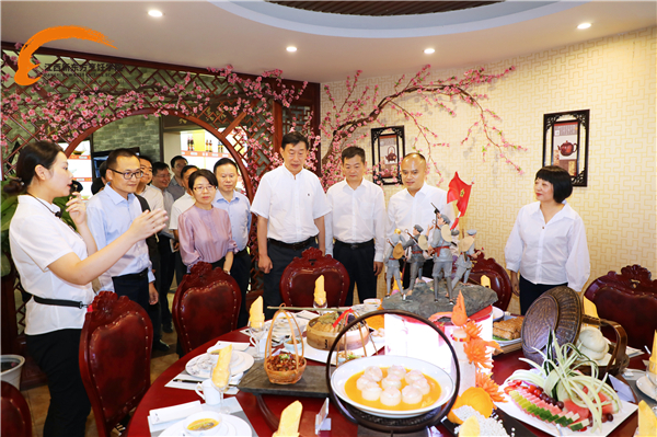 全国人大社建委调研组来我院调研退役士兵技能培训工作.JPG