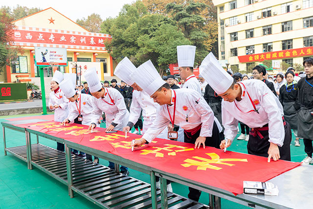 江苏新东方“安全伴我行”主题活动月正式启动
