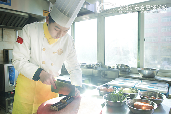 学厨师