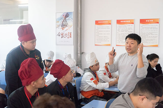 海外招聘会、企业招募会，新东方学子太幸福了！