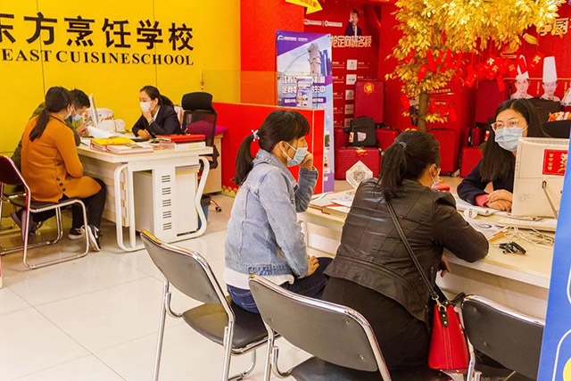 品饕餮美食，抢学籍名额，本周江苏新东方如此火热！