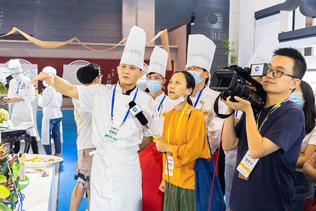 江苏新东方亮相第二届大运河文化旅游博览会运河美食文化展，吸睛无数！