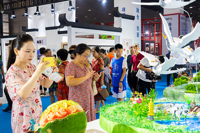 江苏新东方亮相第二届大运河文化旅游博览会运河美食文化展，吸睛无数！