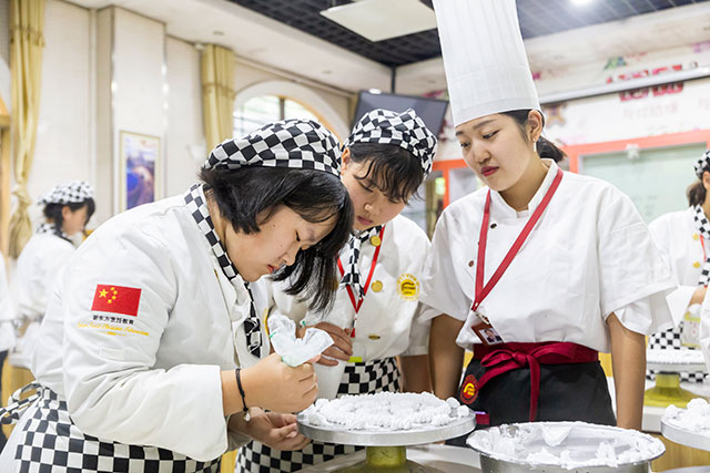 赵婷：在新东方学西点，变成更好的自己！